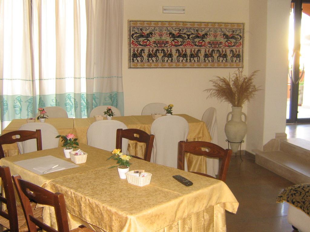 Hotel Maxim Olbia Exterior foto