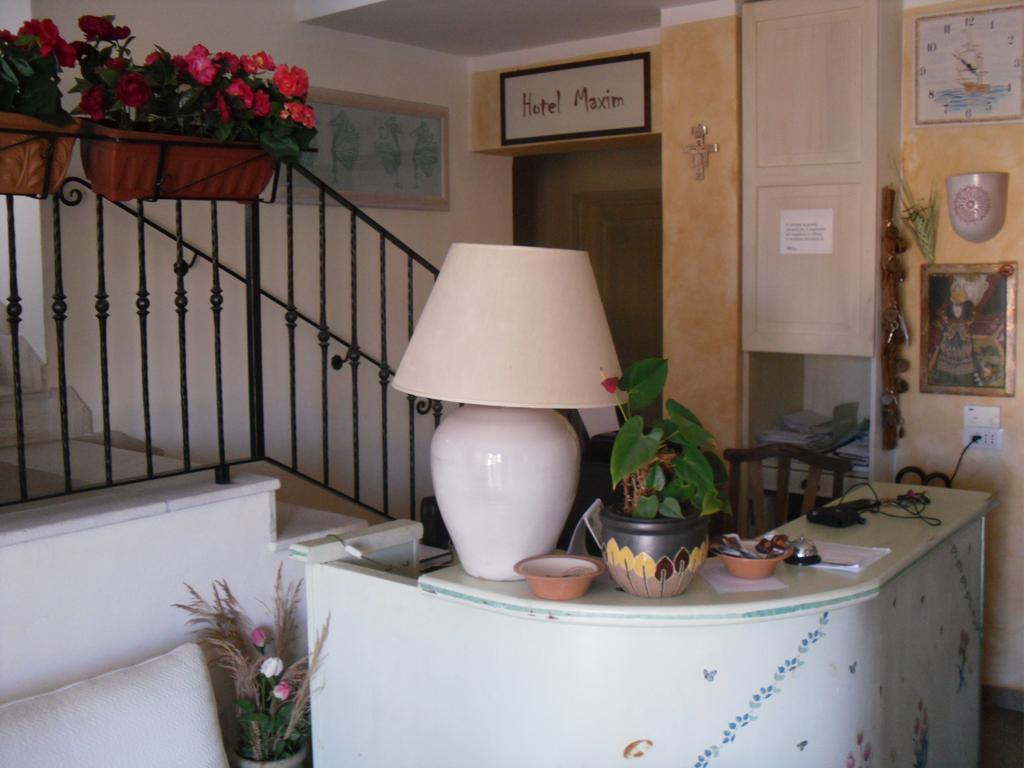 Hotel Maxim Olbia Exterior foto